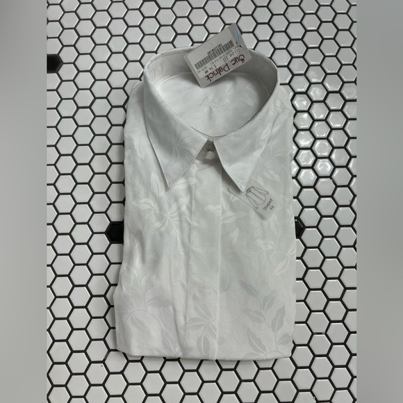 NWT foxcroft wrinkle free button down shirt sizes 16 and 18 floral - Picture 1 of 9